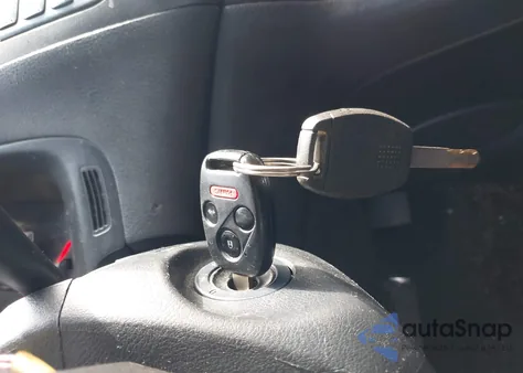 2004 Honda Accord 3.0 Ex из США, поврежденный, VIN 1HGCM82684A002369